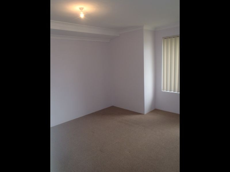 5 Noosa Drive, Secret Harbour WA 6173