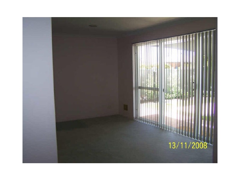 129 Penguin Rd, Safety Bay WA 6169