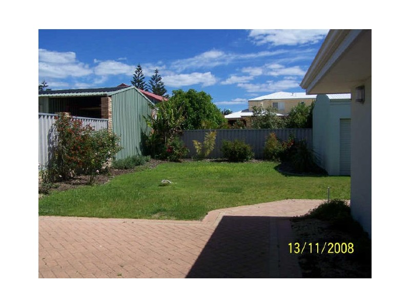 129 Penguin Rd, Safety Bay WA 6169