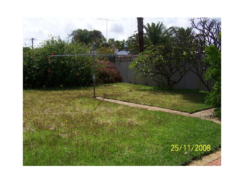 17 Kitson Street, Rockingham WA 6168