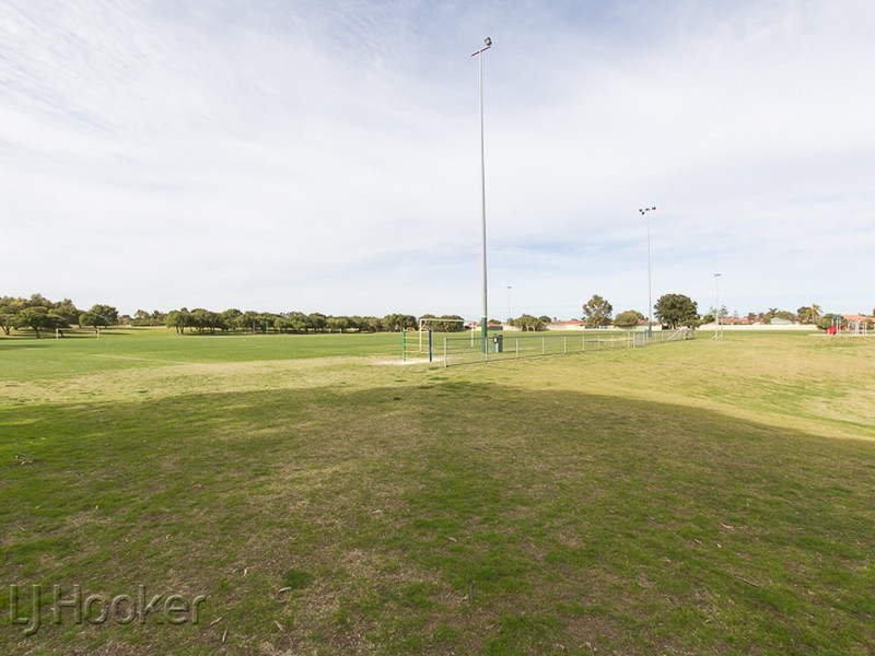6 Taraw Close, Warnbro WA 6169
