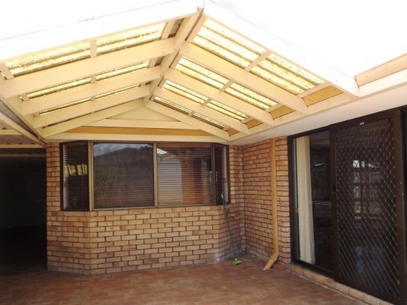 4 Weebo Street, Golden Bay WA 6174