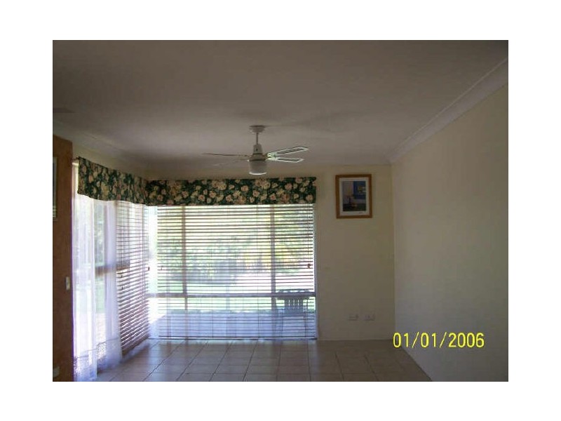 8 Bideford Street, Warnbro WA 6169