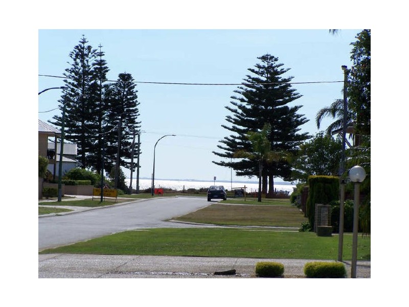 10/14  Vista ave, Rockingham WA 6168