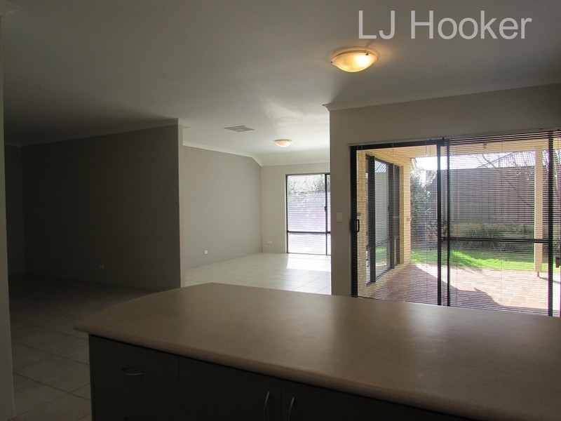 27 Mallard Way, Baldivis WA 6171