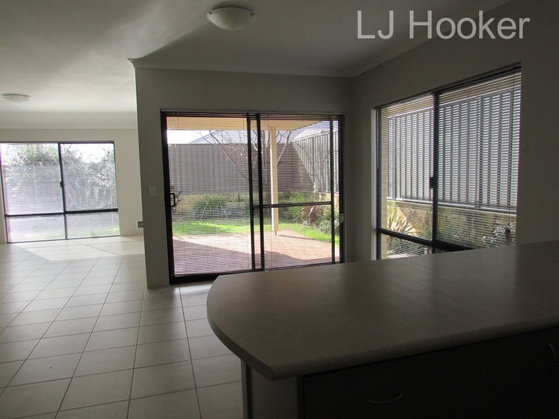 27 Mallard Way, Baldivis WA 6171