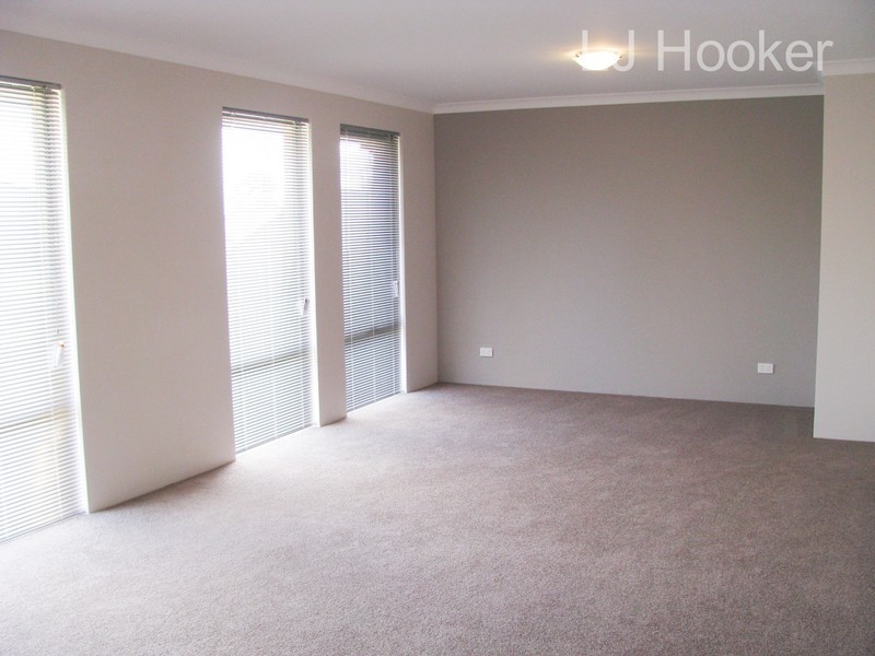 27 Mallard Way, Baldivis WA 6171