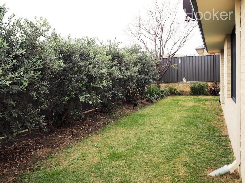 27 Mallard Way, Baldivis WA 6171