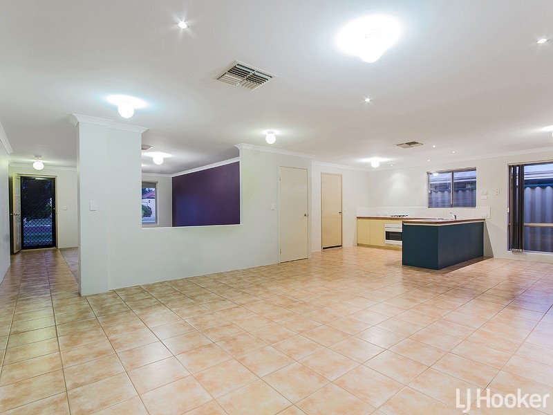 24 Bopeechee Way, Port Kennedy WA 6172