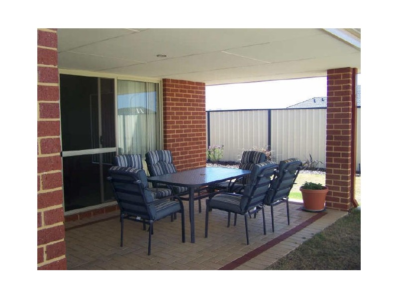 36 John Forrest Circuit, Bertram WA 6167