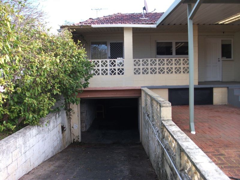 139 Kent Street, Rockingham WA 6168