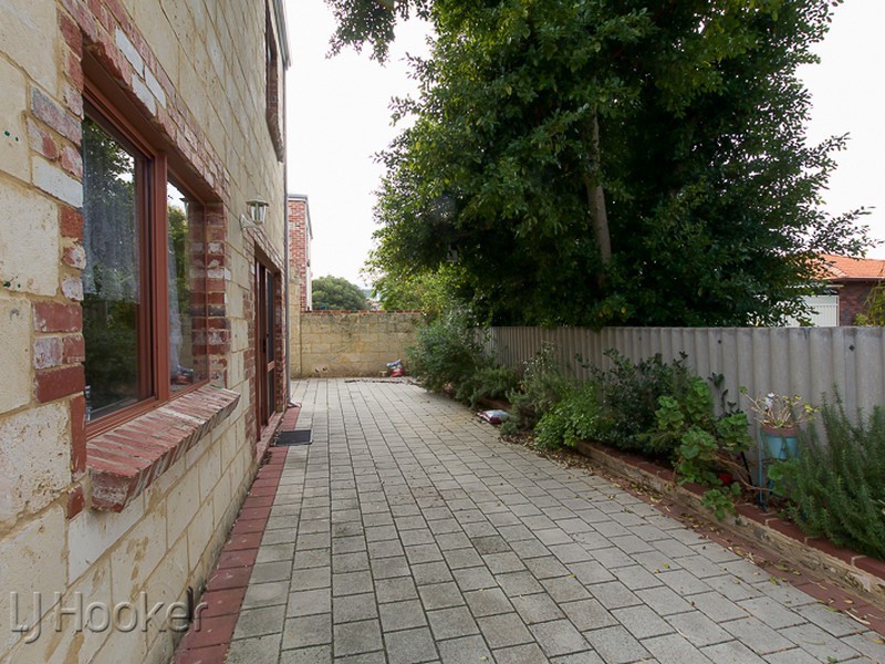 89A Rockingham Beach Road, Rockingham WA 6168