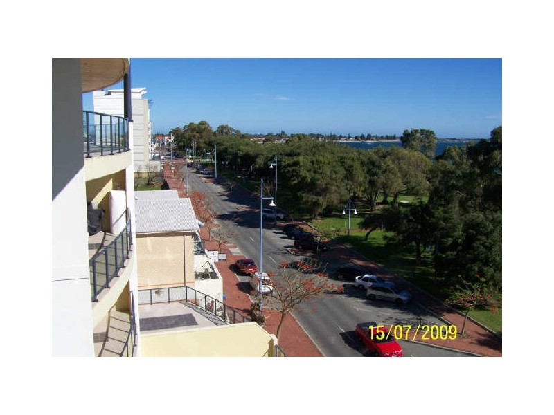 16/61 Rockingham Beach Road, Rockingham WA 6168