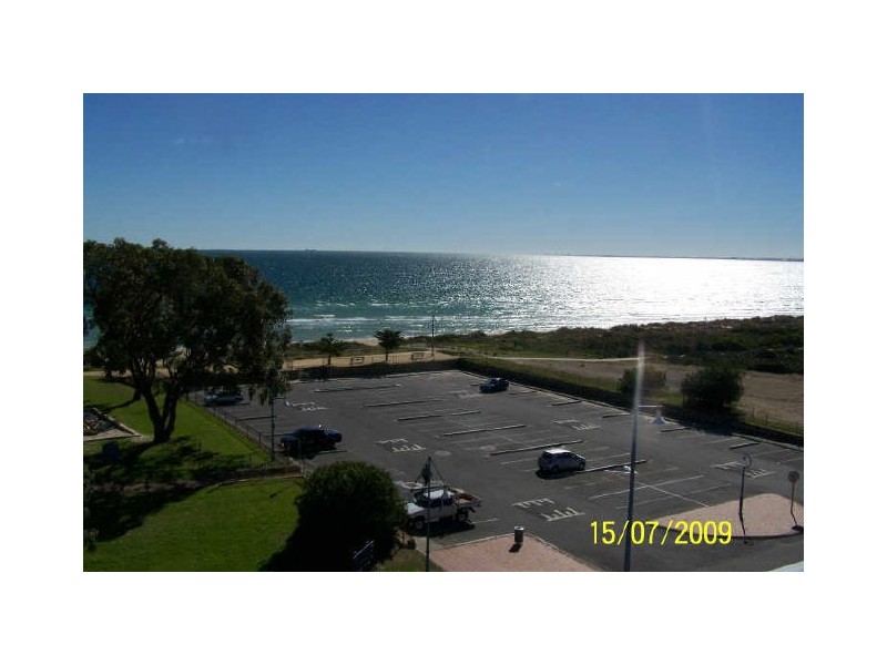 16/61 Rockingham Beach Road, Rockingham WA 6168