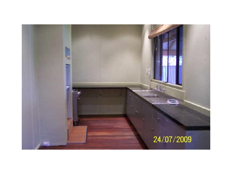 18 William Street, Rockingham WA 6168