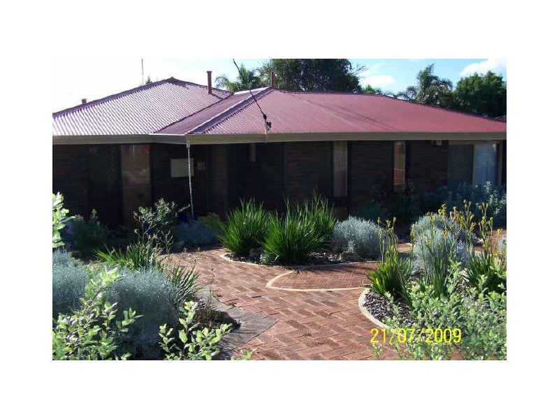 77 Council Avenue, Rockingham WA 6168