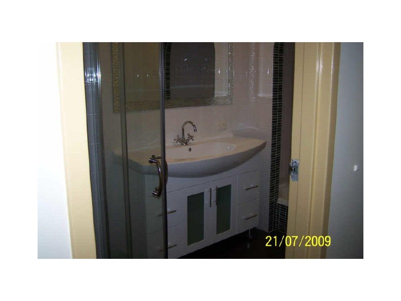 77 Council Avenue, Rockingham WA 6168