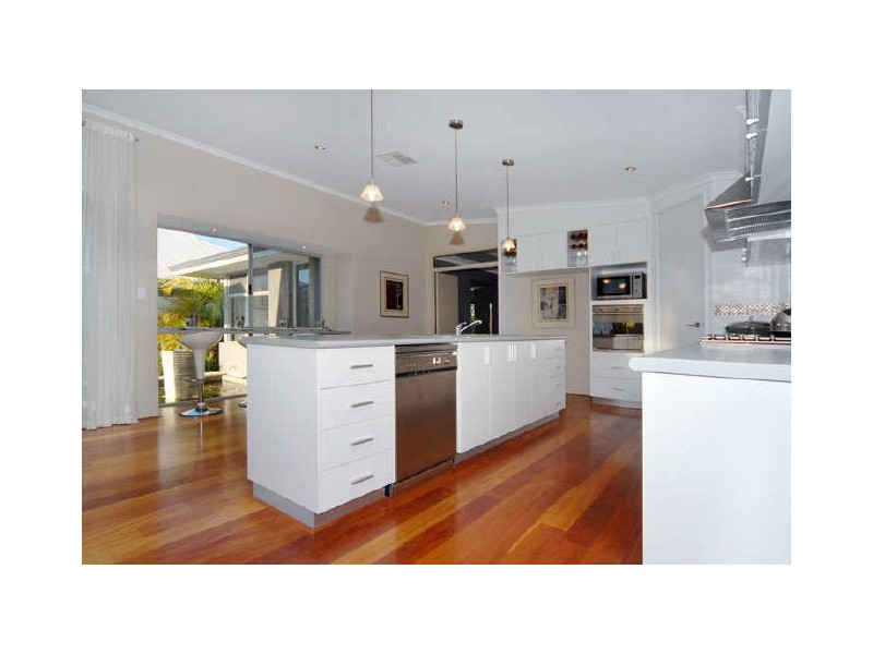 11 Grier Crescent, Baldivis WA 6171