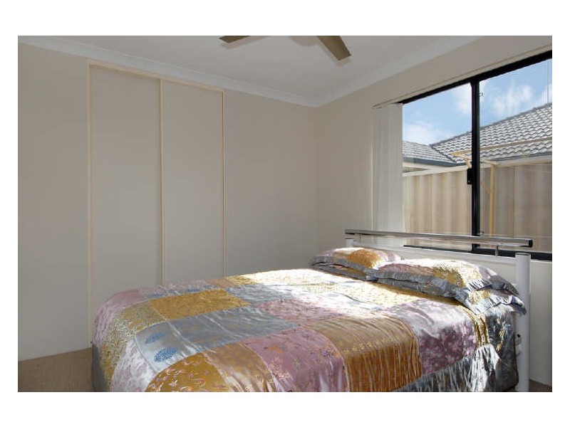 9/6 Bristol Street, Warnbro WA 6169