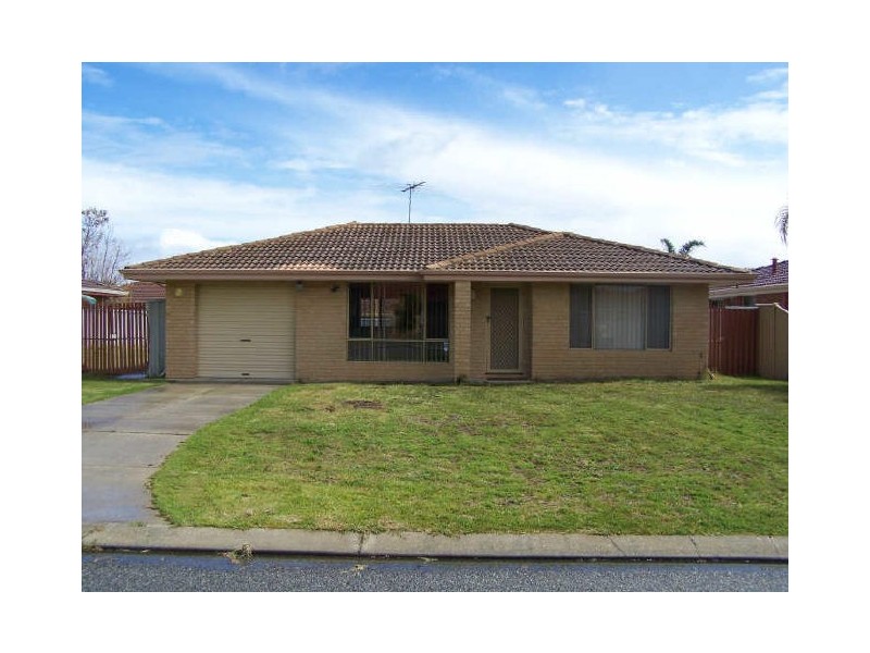 12 Bequia Place, Safety Bay WA 6169