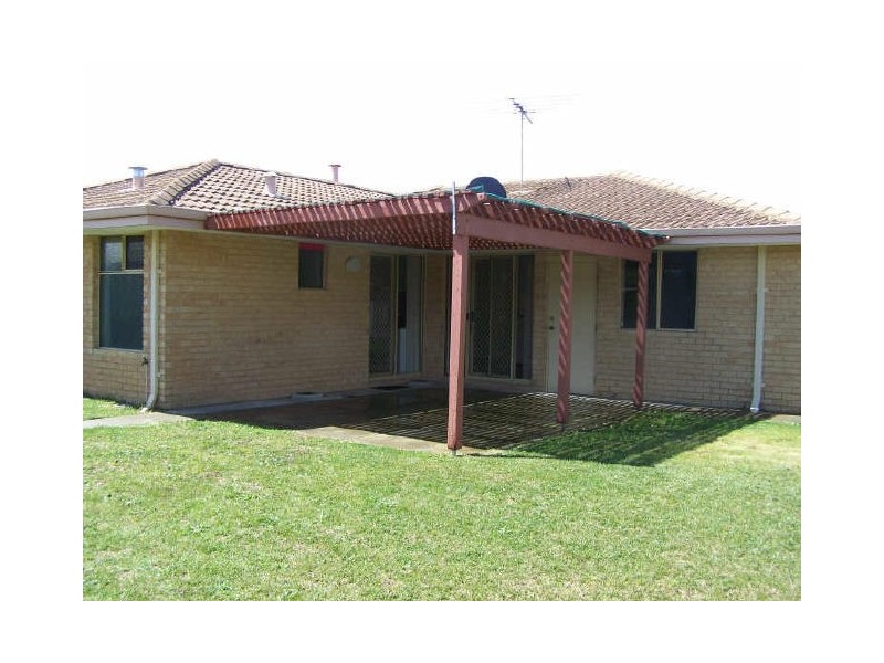 12 Bequia Place, Safety Bay WA 6169