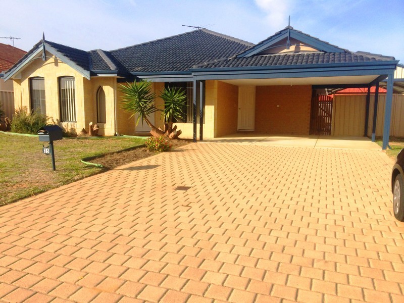 35 Pastrana Crescent, Port Kennedy WA 6172