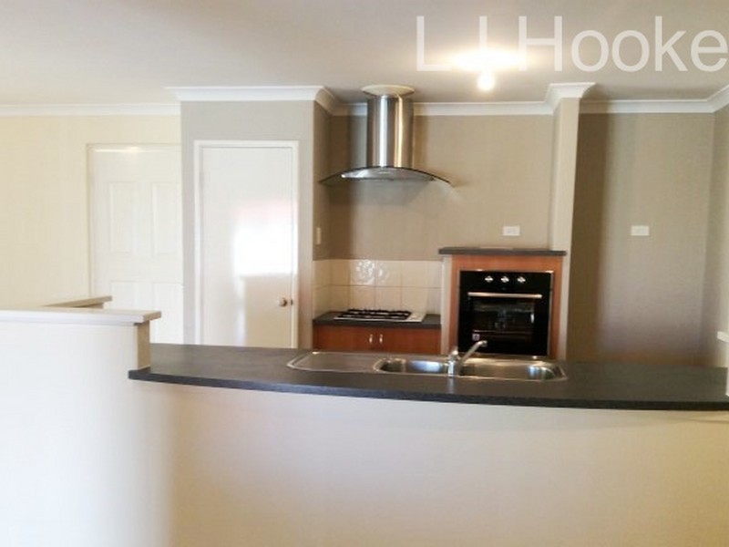 35 Pastrana Crescent, Port Kennedy WA 6172