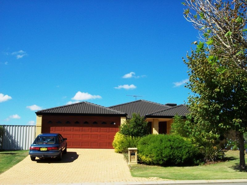 17 Arpenteur Drive, Baldivis WA 6171