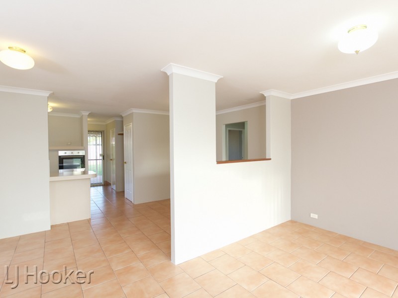 35 Grange Drive, Cooloongup WA 6168