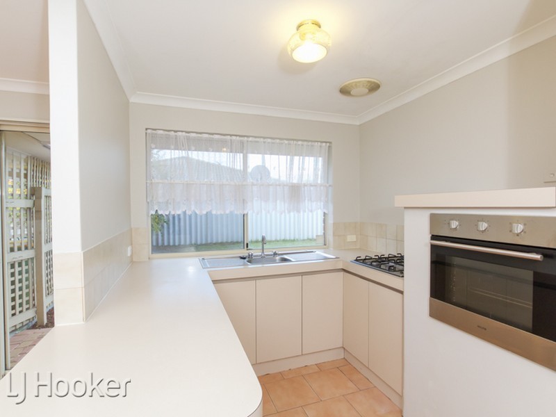 35 Grange Drive, Cooloongup WA 6168