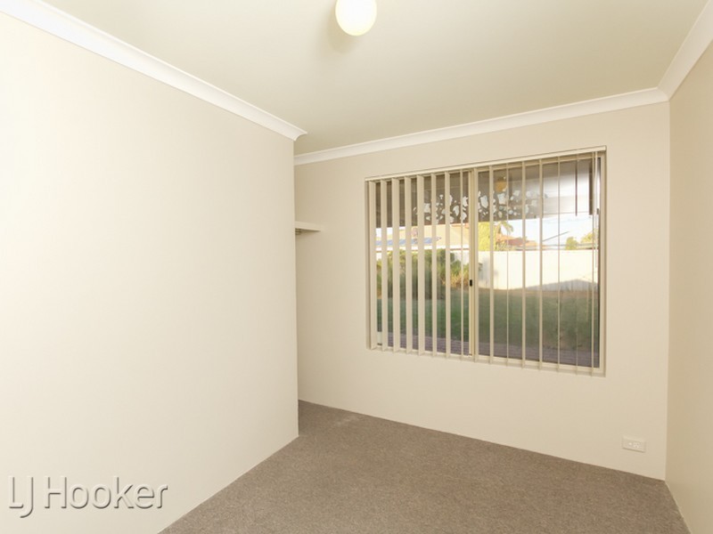 35 Grange Drive, Cooloongup WA 6168