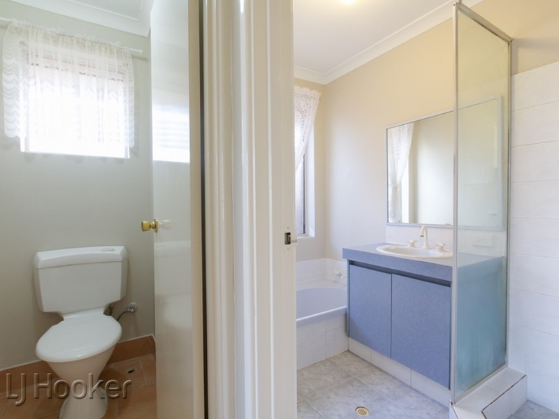35 Grange Drive, Cooloongup WA 6168