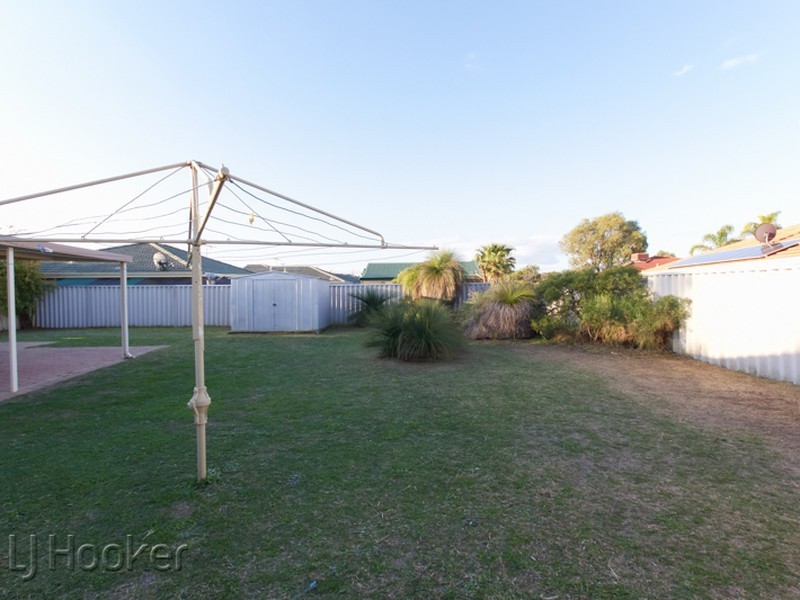 35 Grange Drive, Cooloongup WA 6168