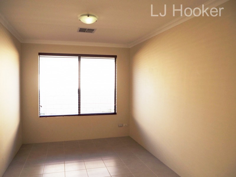 10 Harvest Chase, Madora Bay WA 6210