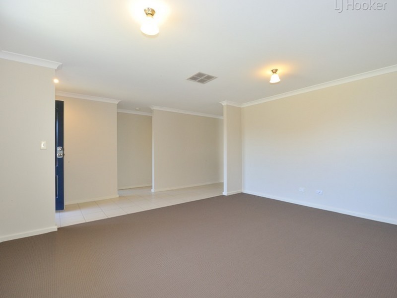 27 Lyttleton Street, Rockingham WA 6168