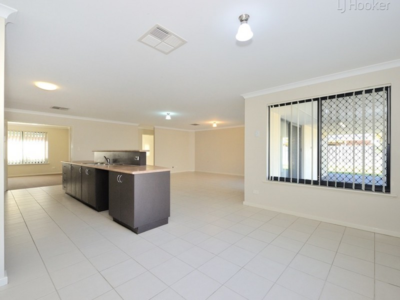 27 Lyttleton Street, Rockingham WA 6168