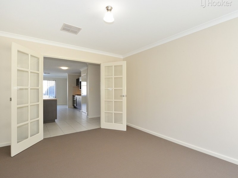 27 Lyttleton Street, Rockingham WA 6168