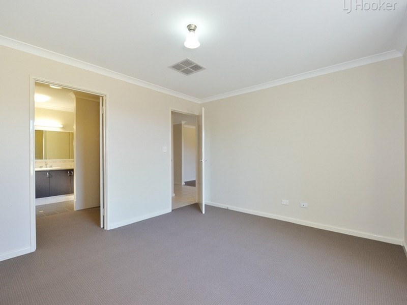 27 Lyttleton Street, Rockingham WA 6168