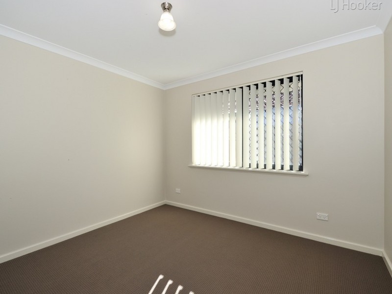 27 Lyttleton Street, Rockingham WA 6168