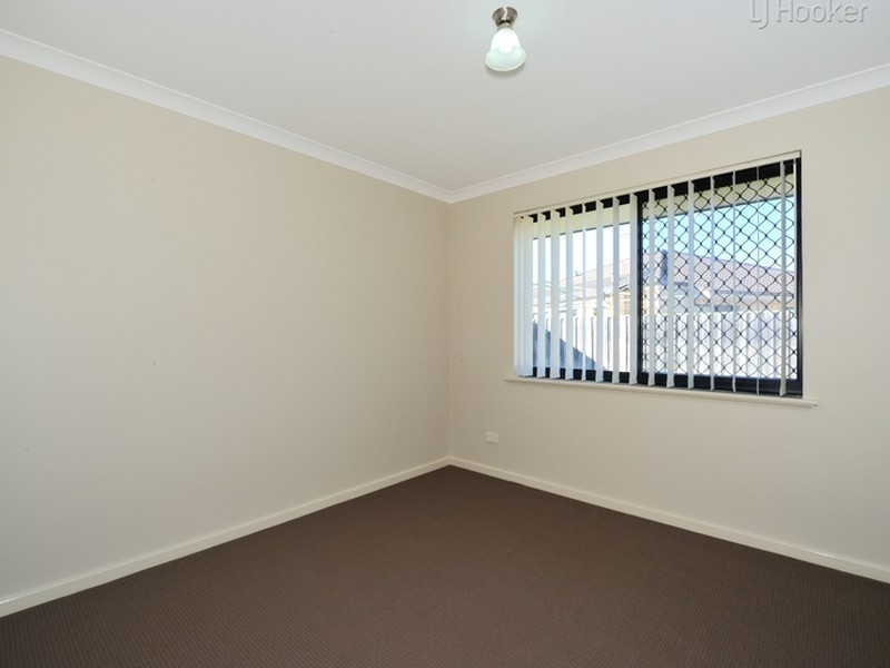 27 Lyttleton Street, Rockingham WA 6168