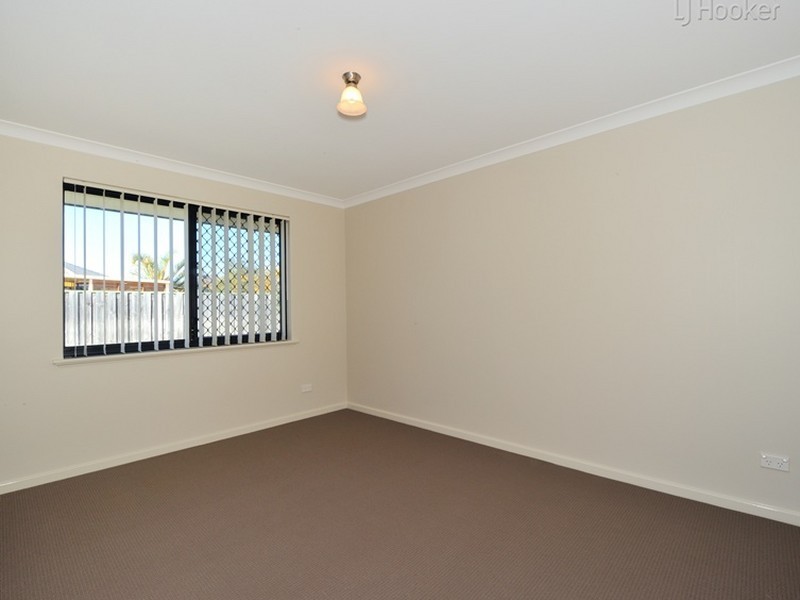 27 Lyttleton Street, Rockingham WA 6168