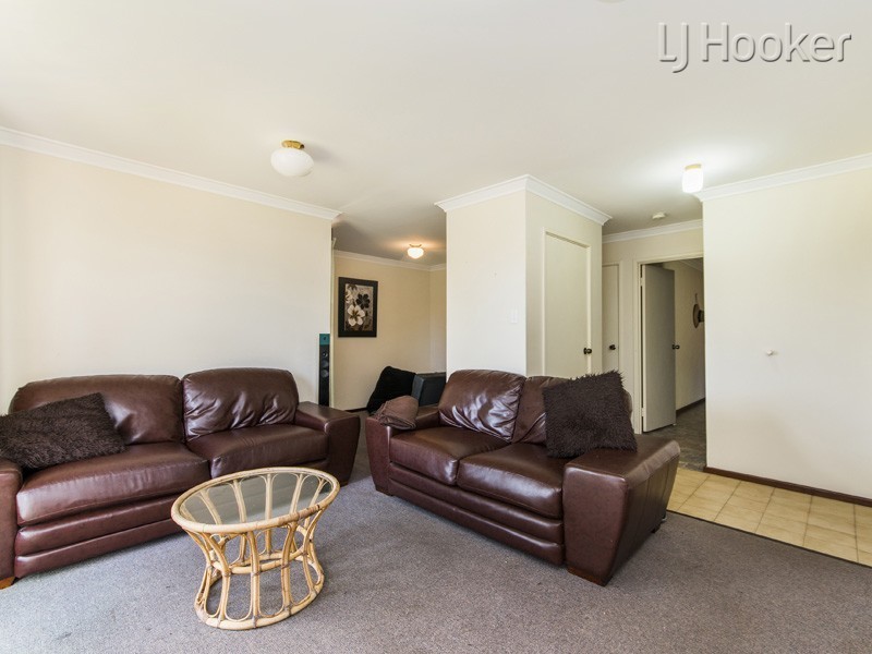 8 Dargin Way, Rockingham WA 6168