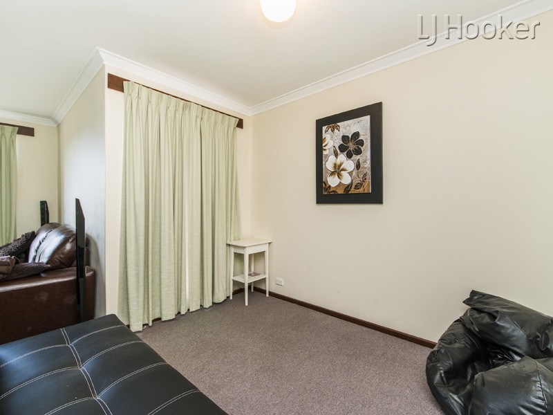 8 Dargin Way, Rockingham WA 6168