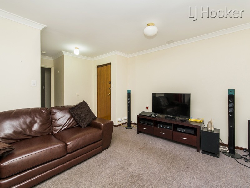 8 Dargin Way, Rockingham WA 6168