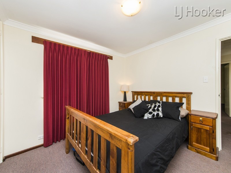 8 Dargin Way, Rockingham WA 6168