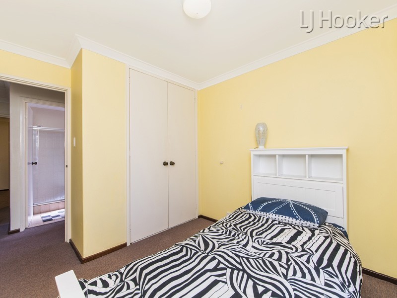 8 Dargin Way, Rockingham WA 6168