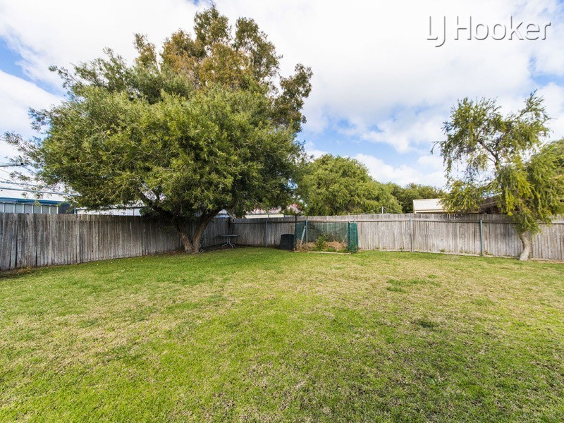 8 Dargin Way, Rockingham WA 6168