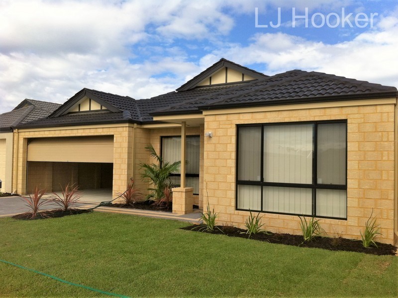 27 Mariposa Boulevard, Secret Harbour WA 6173