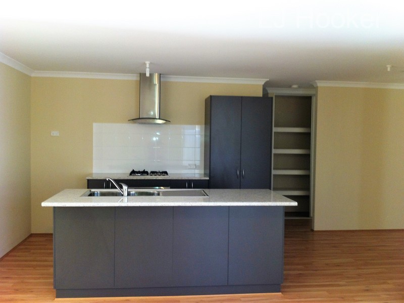 27 Mariposa Boulevard, Secret Harbour WA 6173