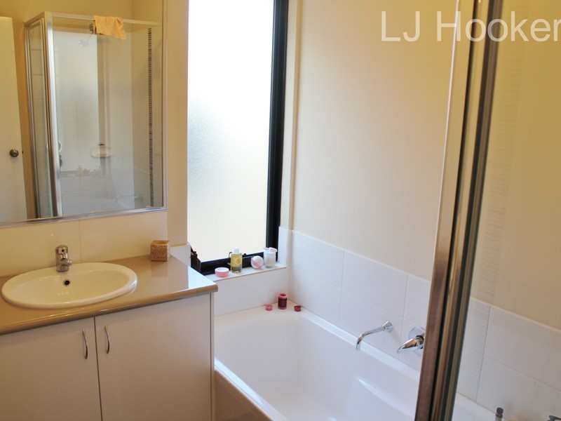 27 Mariposa Boulevard, Secret Harbour WA 6173